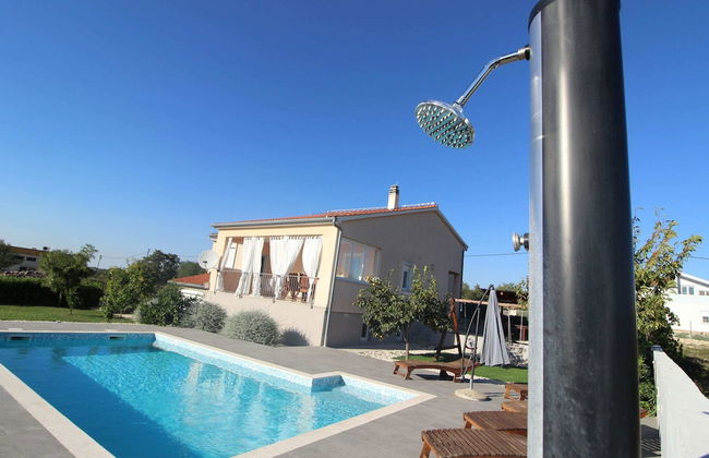 Villa in Debeljak With Private Pool - Foto 22