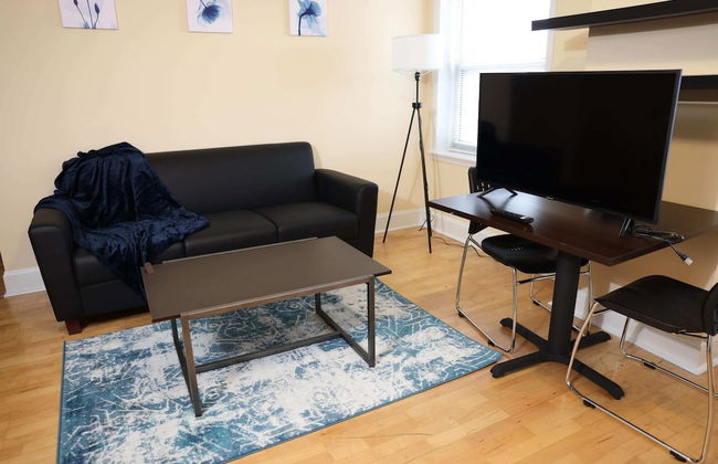 Close to Campus Student Housing - Amenities - Photo 5