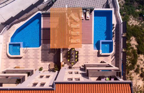 LUXURY VILLA PARADISE 120m from sandy beach, heated pool, billiard, max 12 pax - Foto 49