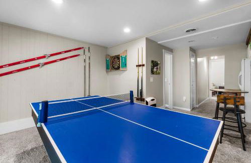 5BR, 9 Beds Sleeps 14 Game Room, Pool Access - Foto 18