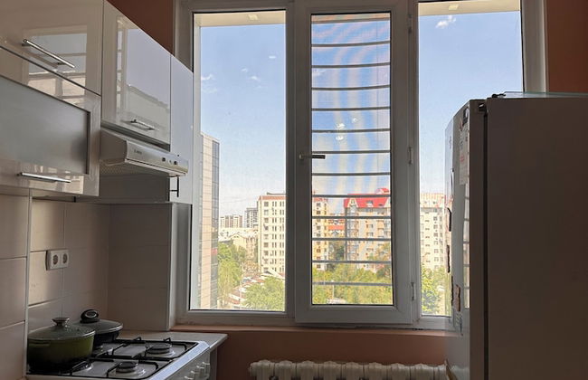 Room for Rent in City Center in Bishkek - Foto 6