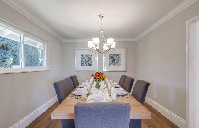 Gorgeous Upgraded 5 Bedroom & 3 Bath Home with pool - Photo 17