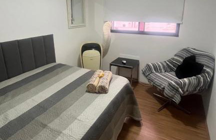 Aconchego e localização, a 10 minutos de CAMINHADA da praia e a 26 minutos de carro do RIR26, com vaga de garagem e 2 banheiros para maior conforto dos nossos hóspedes - Foto 14