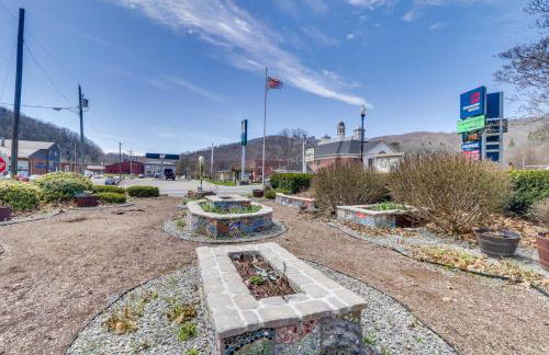 Cozy Marlinton Vacation Rental Downtown Location! - Foto 26