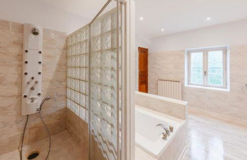 Aile château de Saint-Sarnin pour 10 personnes avec piscine - Foto 7