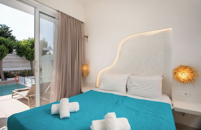 Stay Helios - Aparts & Pool Suites - Photo 41