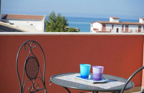 TorrediGaffe Home, una casa nella piazzetta del borgo a due passi dal mare - Foto 1