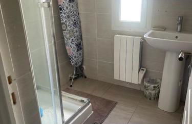 Maison Goussainville - Aéroport ROISSY CHARLES DE GAULLES & PARIS - Foto 5