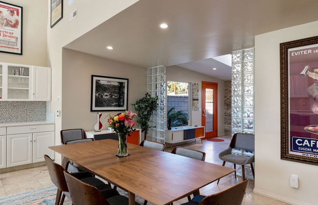 The Palms- Pool Jacuzzi and Pet Friendly - Photo 19