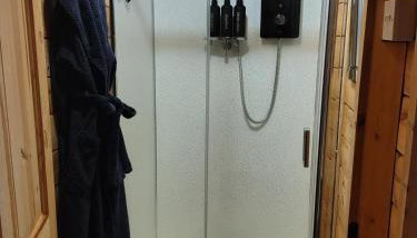 Forest Cabin Retreat - Sleeps 2 - Wifi & Garden - Foto 5