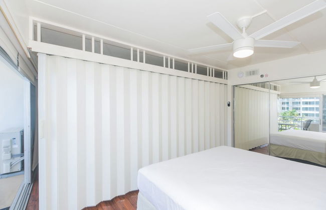 Spacious One Bedroom Harbor View Condos at Ilikai Marina With Private Balcony - Foto 28