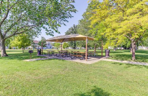 Dog-Friendly Port Clinton Home Walk to Lake Erie! - Foto 24