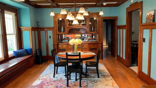 CRAFTSMAN'S MAIN FLOOR with huge DECK! - Foto 3