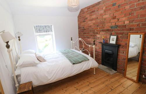 Llanwern Farm - Photo 31