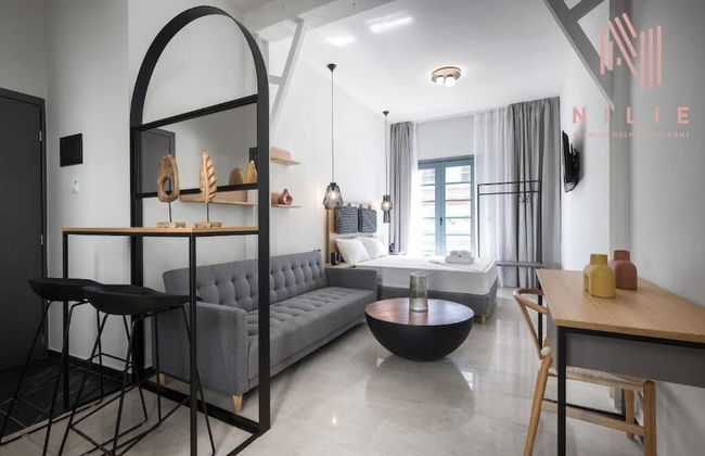 Phìlus Nilie Hospitality MGMT - Foto 1