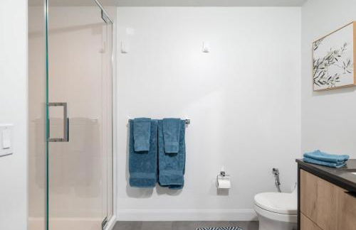 Luxury Apartment w King Bed Shared Pool & Rooftop - Foto 50