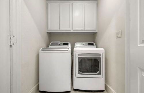 Modern Luxury Townhome in Uptown Galleria - Foto 2