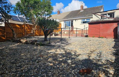 Bristol 2-Bed Bungalow Sleeps 4 Parking - Foto 21