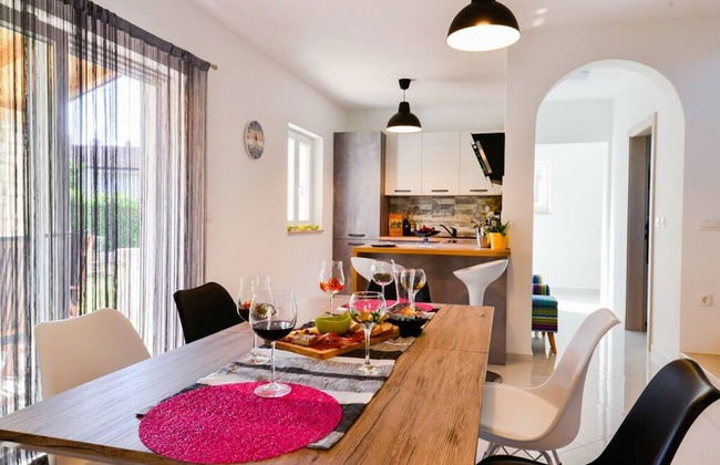 Villa Stella Comfortable Holiday Residence - Photo 38