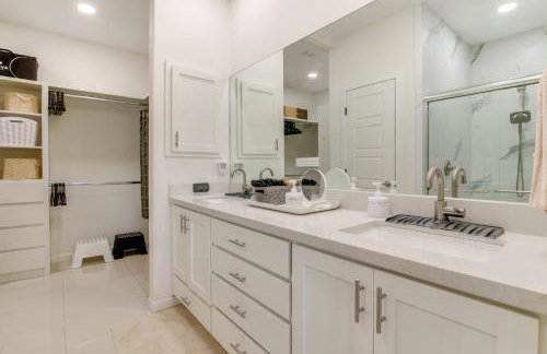 Resort-Style Brownsville Home Private Pool and Gym - Foto 17