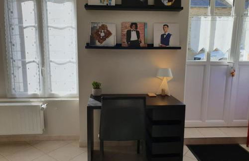 Maison de ville située à 8 kms du Mont St Michel - Foto 7