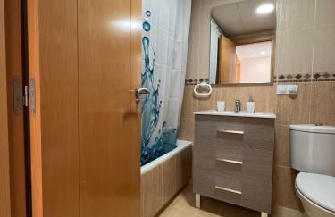 Ático con piscina privada vistas al mar. - Foto 35