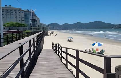 Duplex Pé na Areia - Vista para o Mar - 08 Pessoas - Photo 45