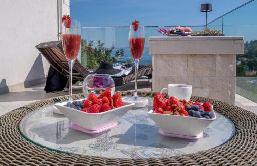 Uniquely designed Villa Ivana with outdoor Jacuzzi nearby the pebble Banje beach at the Island of Solta - Photo 46