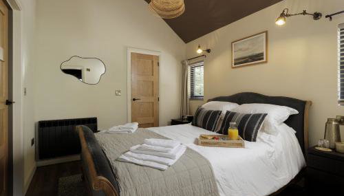 Labrador Lodge - Photo 5