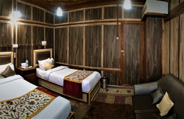 Zaffer Group of Houseboats - Foto 9