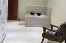 Linda casa com piscina - Foto 3