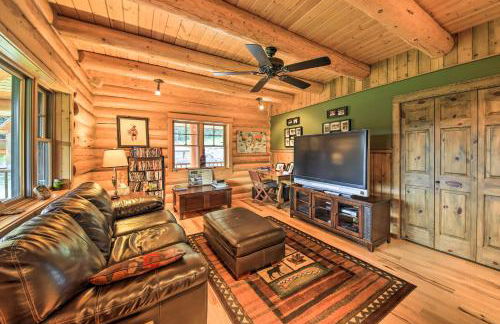 Waterfront Log Home with 95 Acres on Yaak River - Foto 9
