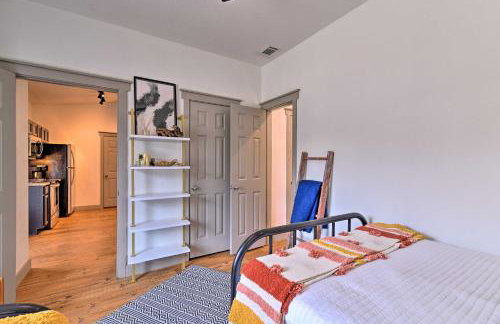 Graford Cabin with Rooftop Deck and Lake Views! - Foto 17