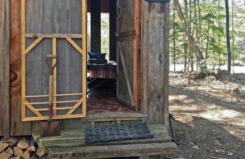 Charming Tiny House Rental with a Wood-Burning Fireplace near Gore Mountain, New York - Photo 10