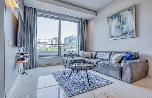 Luxury 1 Bed Apartment at The Capital on the Park - Photo 1