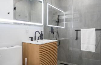 5BR HotTubPoolTableMiniGolf 7 min to Wynwood - Foto 24