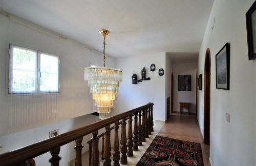 Holiday villa in 10 min from Fuengirola beach with sea views pool BBQ parking WiFi aircon big garden - Photo 21