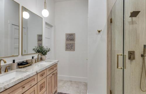 New! 4 BDRM Home near stockyards & DT Fort Worth - Foto 14
