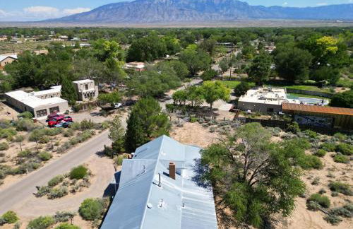 El Ranchito Alegre Taos-Style 3BR in Corrales - Foto 11