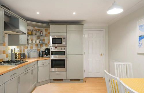 Stylish Apartment with Private Parking Torquay - Foto 2