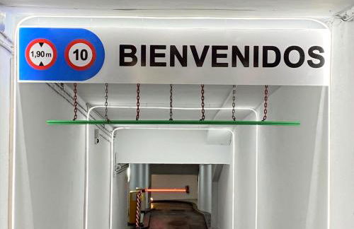 Exclusive quietness in the heart of Madrid with Public Parking, Breakfast, 2 bathrooms - Photo 77