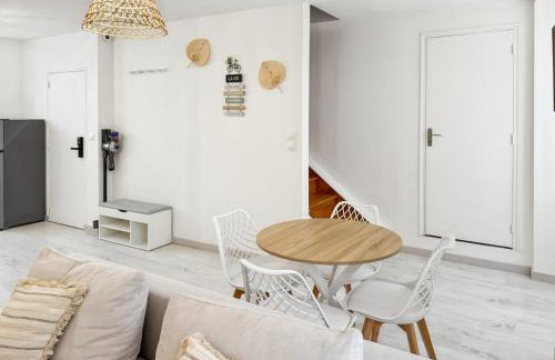Appartement rénové, lumineux au centre de Vic - Foto 8