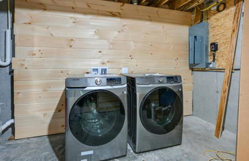 Adams Cabin with Game Room and Fire Pit - Foto 14