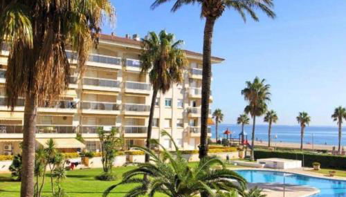 NEW! Modern apartment right on the beach! - Foto 2