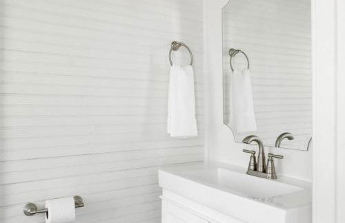 Urban Farmhouse-Sleeps 8 - Foto 26