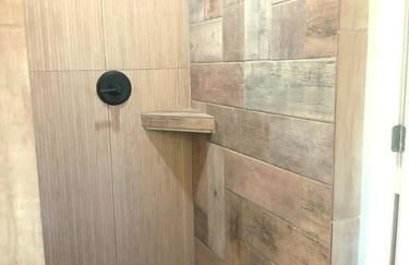 Waterfront Container House In A Magical Forest! - Foto 17