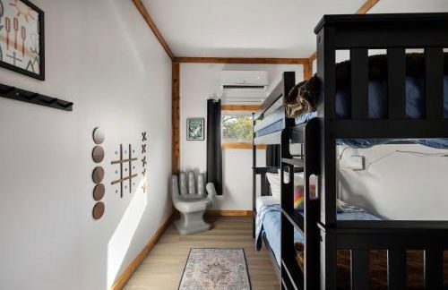 Riverfront w Deck Grill Fire pit & Climbing Wall - Photo 24