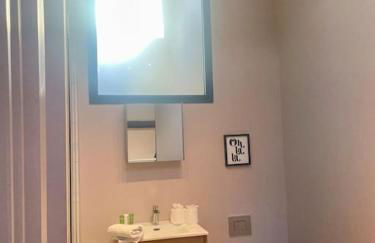 Pretty Pink Posh Penthouse - Foto 24