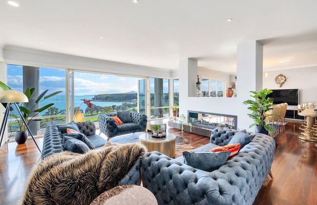Magnificent Harbour View Villa in Orakei - Photo 16