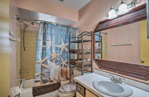 Canal-Front Retreat w/ Heated Pool & Hot Tub! - Foto 20